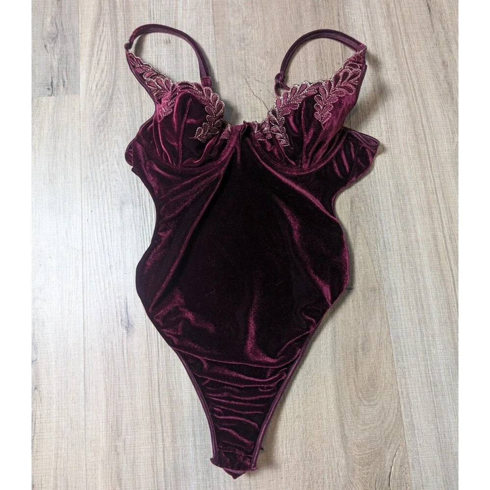 Vintage Y2K Victoria’s Secret 34B Velvet Bodysuit Burgundy Gold Underwire Thong